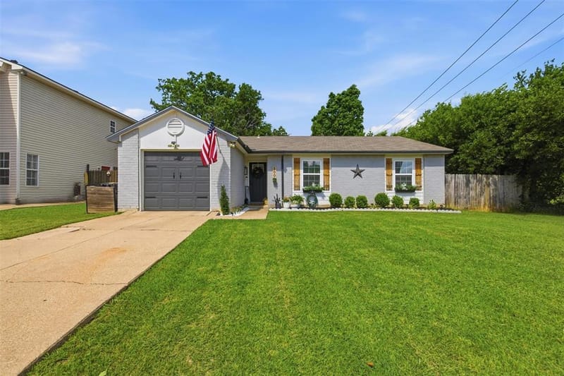 500 Elderwood Trail, Fort Worth TX 76120
