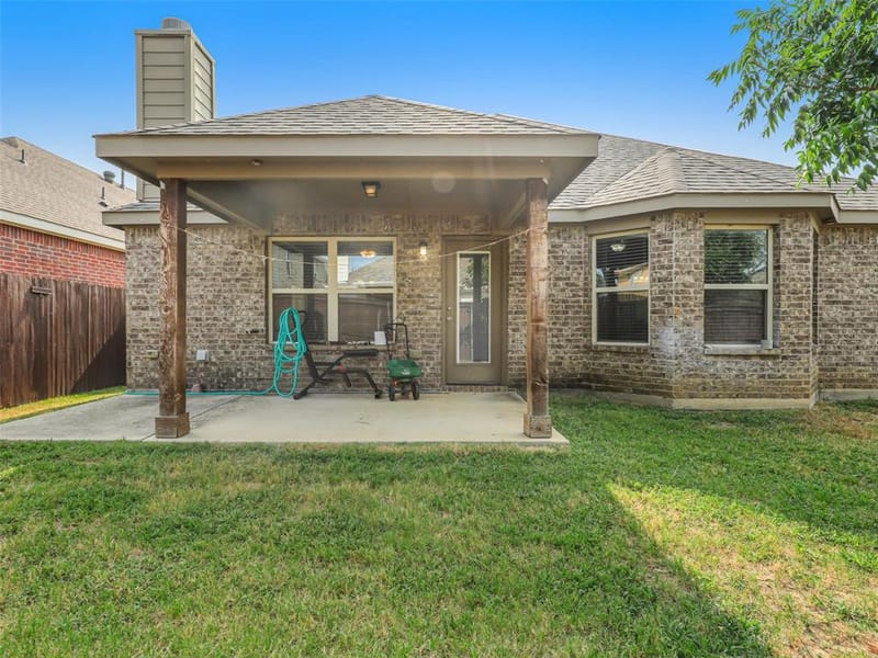 1916 Gayla Creek Drive, Little Elm TX 75068 - Photo 34