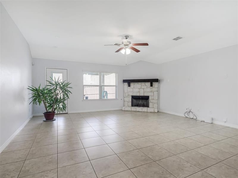1916 Gayla Creek Drive, Little Elm TX 75068 - Photo 18