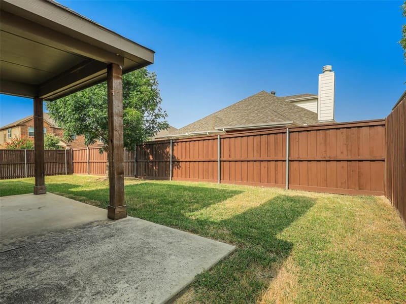 1916 Gayla Creek Drive, Little Elm TX 75068 - Photo 35
