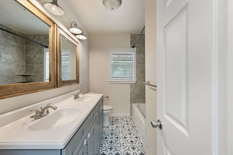 607 N Church Street, Pilot Point TX 76258 - Photo 20