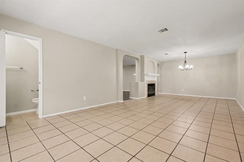 2016 Cardinal Lane, Lewisville TX 75077 - Photo 32