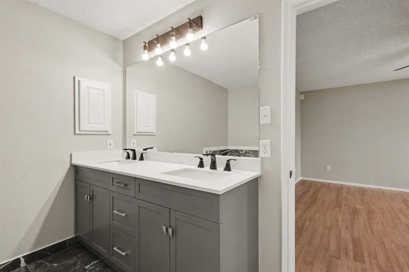 2016 Cardinal Lane, Lewisville TX 75077 - Photo 15
