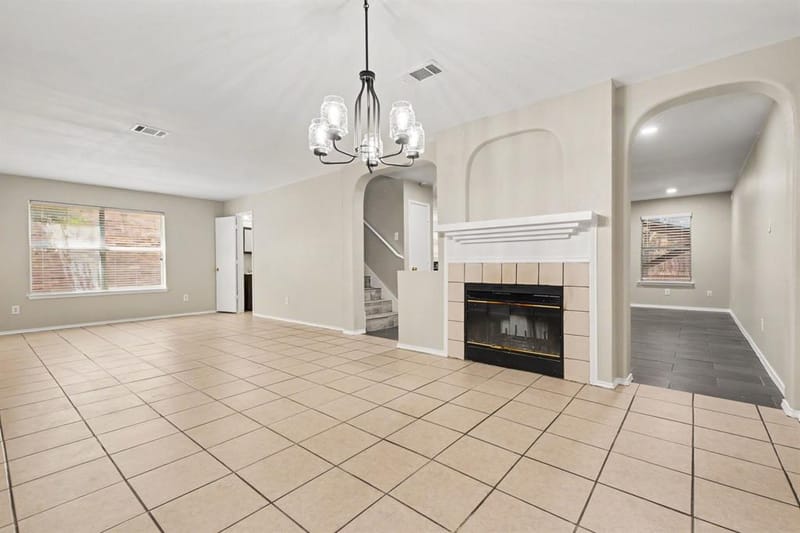 2016 Cardinal Lane, Lewisville TX 75077 - Photo 4