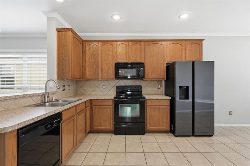 9517 Waterman Drive, Providence Village TX 76227 - Photo 10