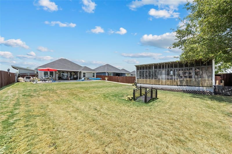 225 Swan Lake, Waco TX 76708 - Photo 23