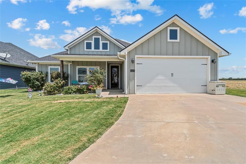 225 Swan Lake, Waco TX 76708