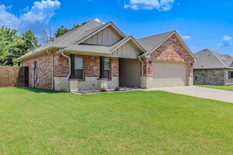 409 Mesa Drive, Lone Oak TX 75453 - Photo 3
