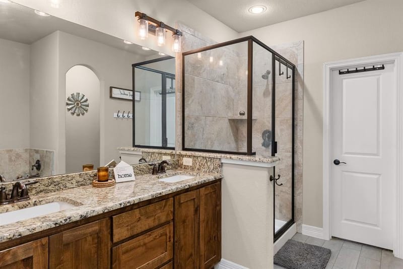 409 Mesa Drive, Lone Oak TX 75453 - Photo 14