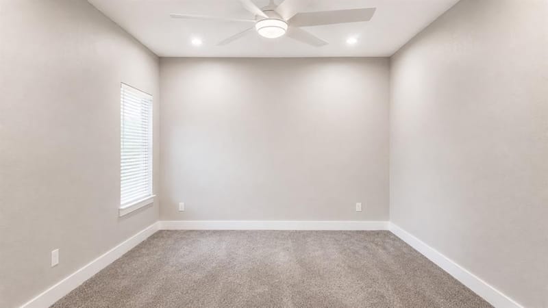 212 Holiday Drive, Gun Barrel City TX 75156 - Photo 8