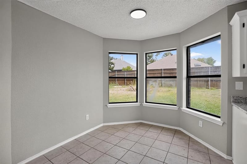 6057 Hillglen Drive, Watauga TX 76148 - Photo 16