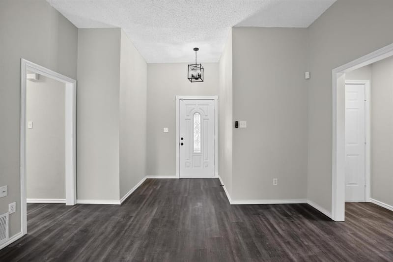 6057 Hillglen Drive, Watauga TX 76148 - Photo 8