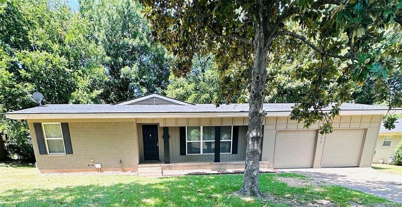 902 Crestview Drive, Sherman TX 75092