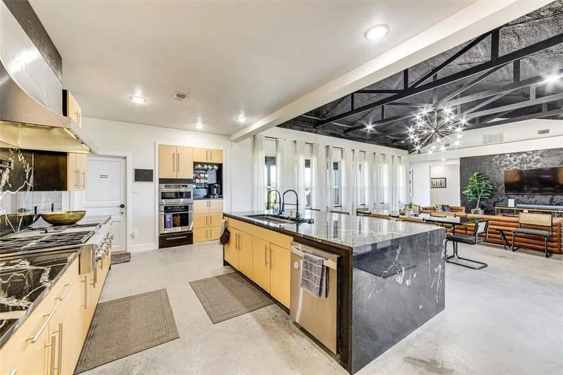 1841 Rs County Road 1402, Point TX 75472 - Photo 2