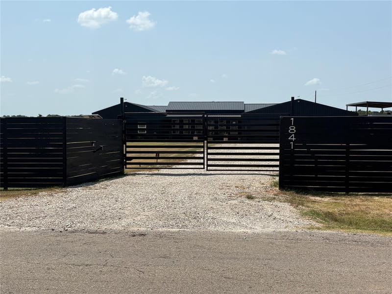 1841 Rs County Road 1402, Point TX 75472 - Photo 38