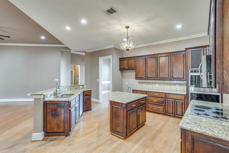 170 S Bear Creek Lane, Cresson TX 76035 - Photo 9