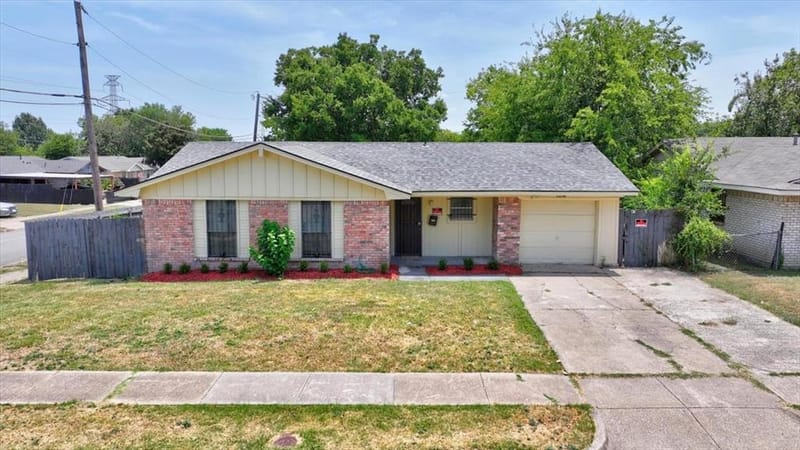 3250 Pacesetter Drive, Dallas TX 75241 - Photo 17
