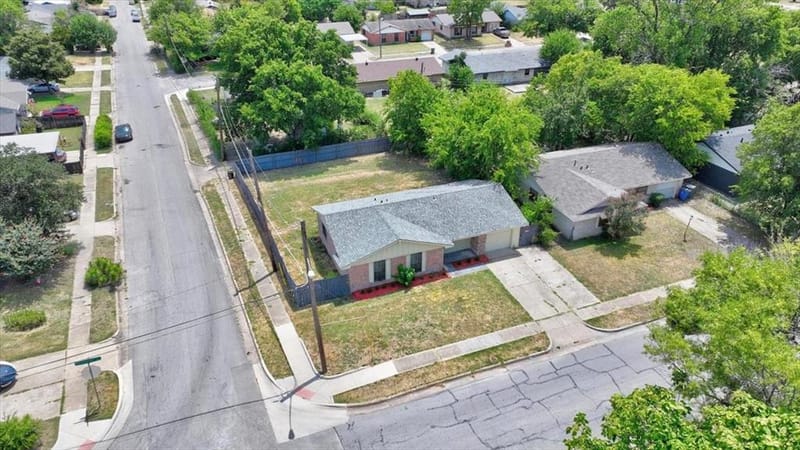 3250 Pacesetter Drive, Dallas TX 75241 - Photo 18