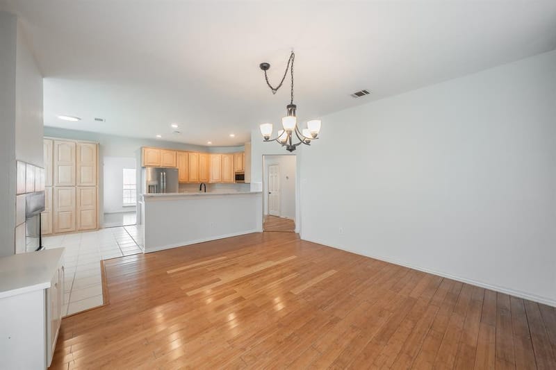 10503 Waters Drive, Irving TX 75063 - Photo 23