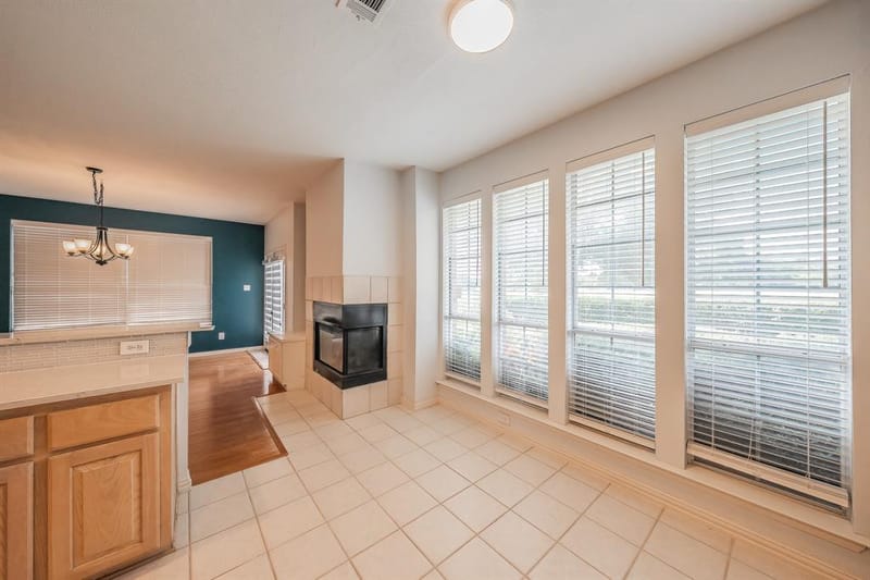 10503 Waters Drive, Irving TX 75063 - Photo 13