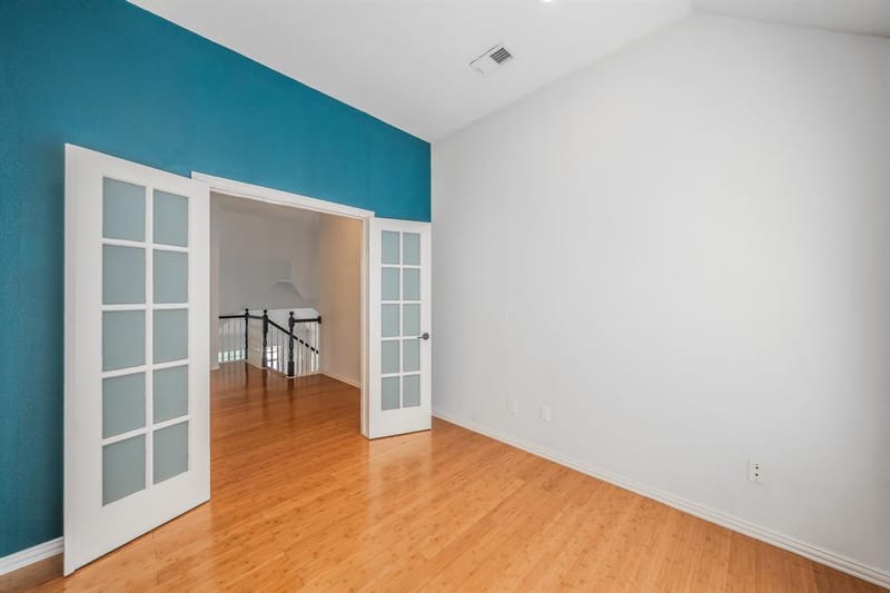 10503 Waters Drive, Irving TX 75063 - Photo 24