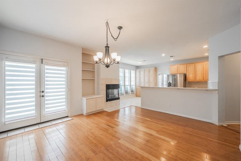 10503 Waters Drive, Irving TX 75063 - Photo 18