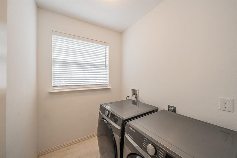 10503 Waters Drive, Irving TX 75063 - Photo 19