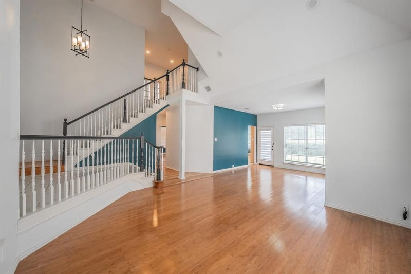 10503 Waters Drive, Irving TX 75063 - Photo 8