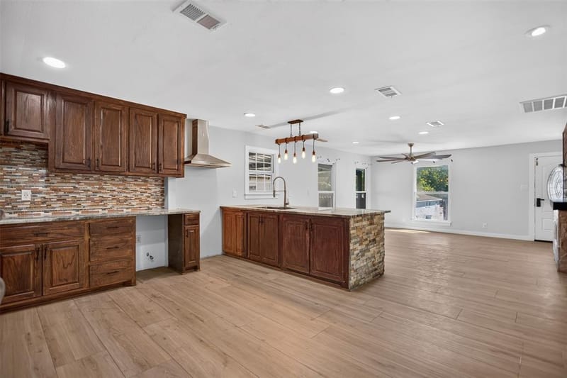 335 Avenue I, Dallas TX 75203 - Photo 6