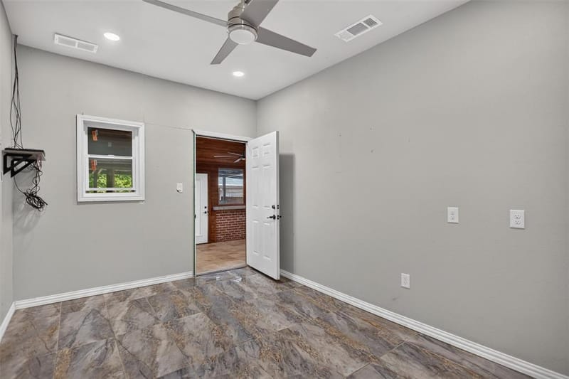 335 Avenue I, Dallas TX 75203 - Photo 20