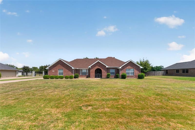 10257 E Rancho Diego Lane, Fort Worth TX 76036