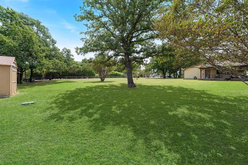 703 Robin Lane, Argyle TX 76226 - Photo 12