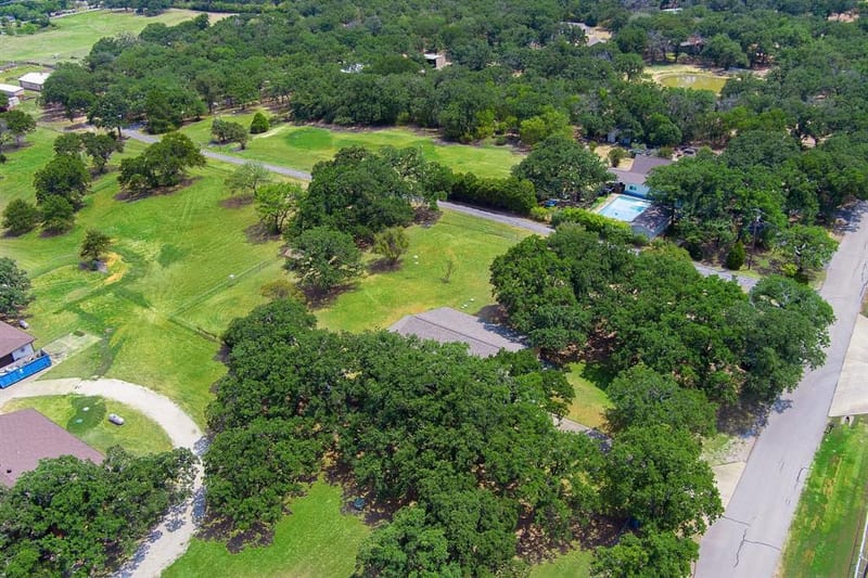 703 Robin Lane, Argyle TX 76226 - Photo 7