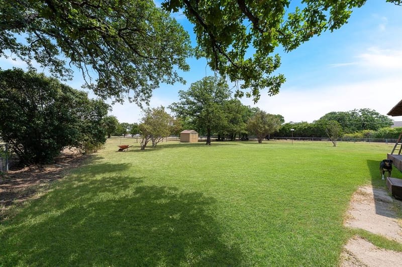 703 Robin Lane, Argyle TX 76226 - Photo 11