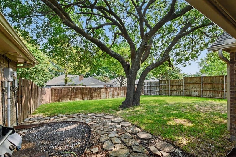 4425 Avonshire Lane, Plano TX 75093 - Photo 29