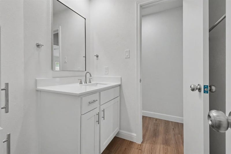 4425 Avonshire Lane, Plano TX 75093 - Photo 25
