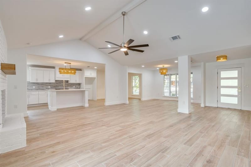 8613 Marys Creek Drive, Benbrook TX 76116 - Photo 19