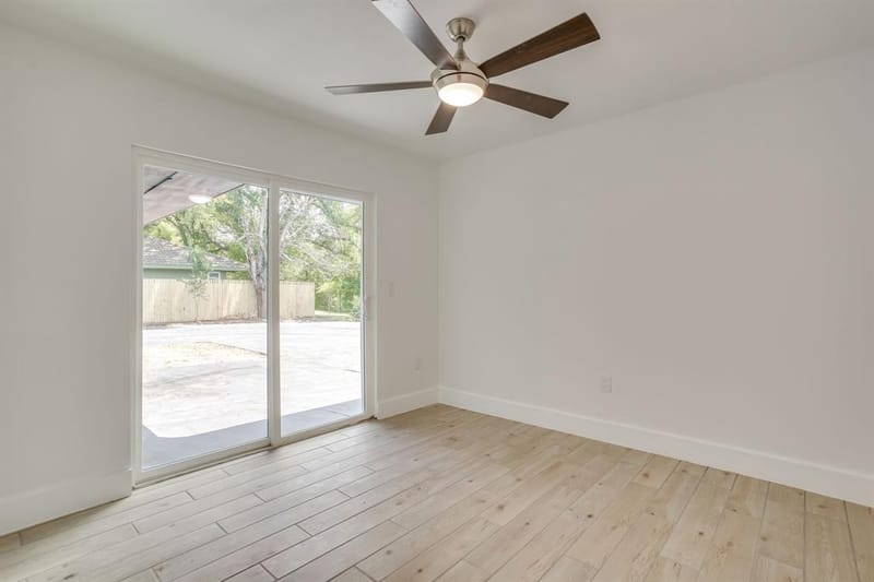 8613 Marys Creek Drive, Benbrook TX 76116 - Photo 35