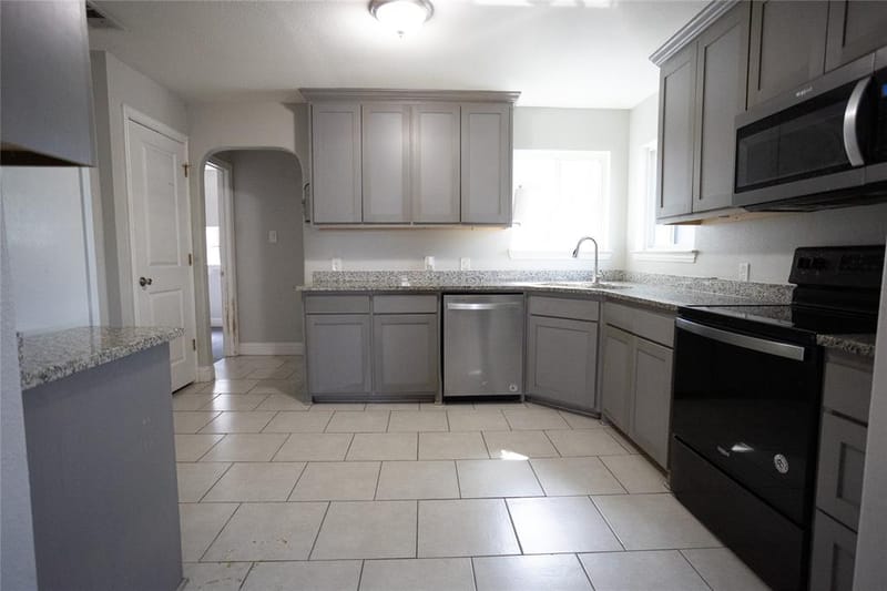2121 San Jose, Fort Worth TX 76112 - Photo 7