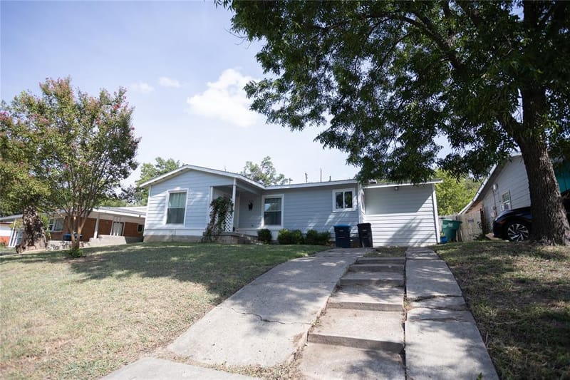 2121 San Jose, Fort Worth TX 76112