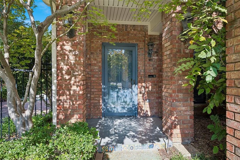 3422 Forest Hills Circle, Garland TX 75044 - Photo 2