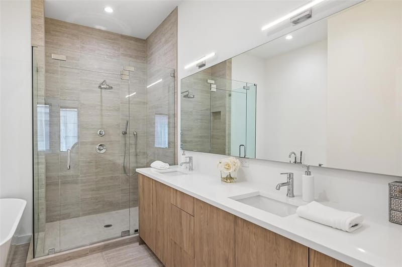 1767 Novela Way, Dallas TX 75215 - Photo 8