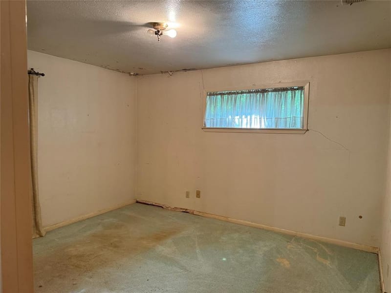 208 SW 4th Street, Kerens TX 75144 - Photo 9