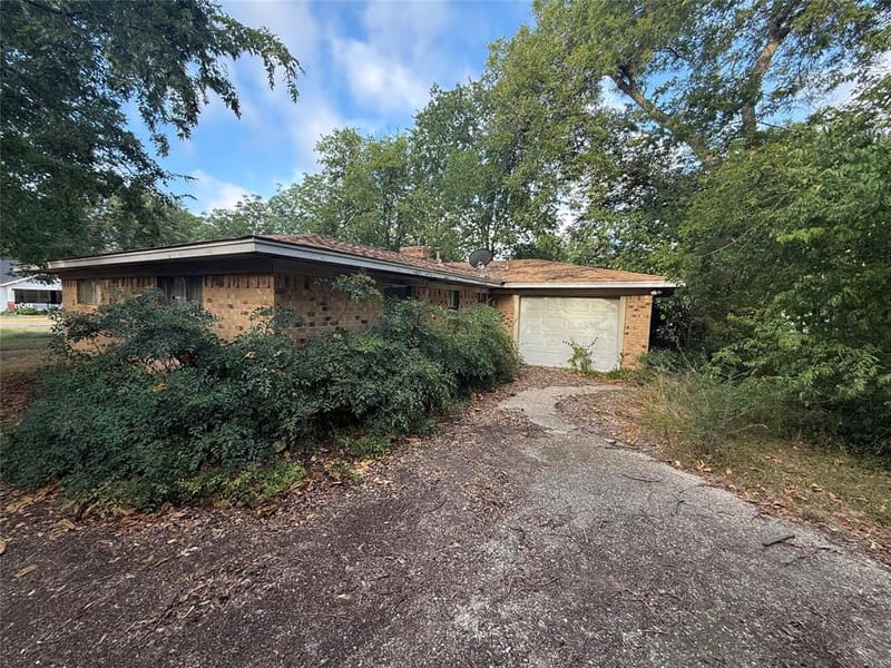 208 SW 4th Street, Kerens TX 75144 - Photo 14