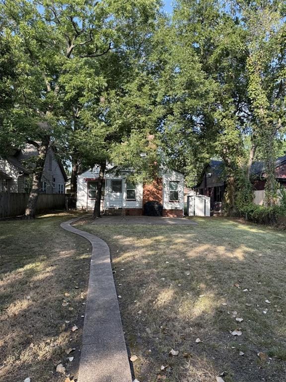 1108 S Travis Street, Sherman TX 75090 - Photo 2