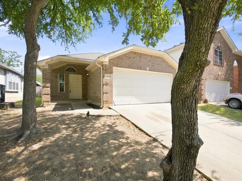 1011 Cruise Street, Denton TX 76207