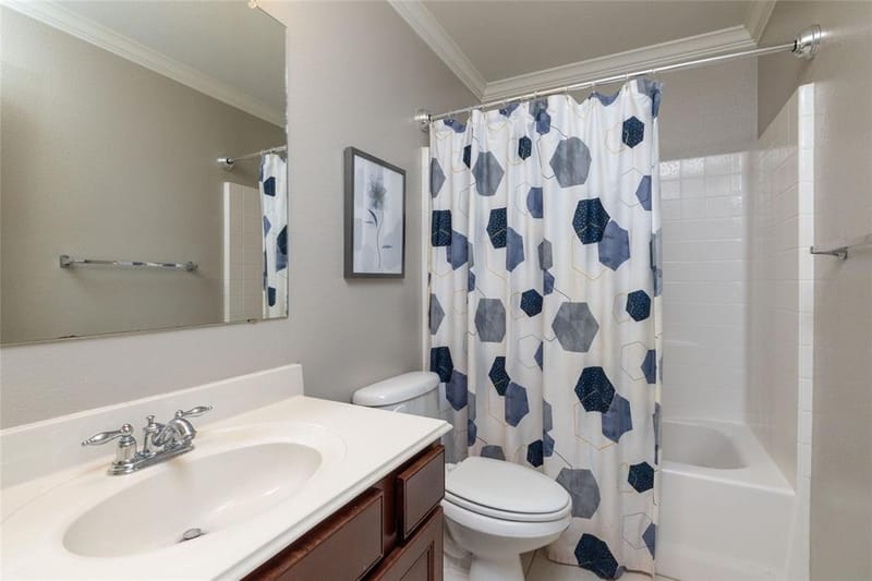 15647 Gatehouse Drive, Fort Worth TX 76262 - Photo 32