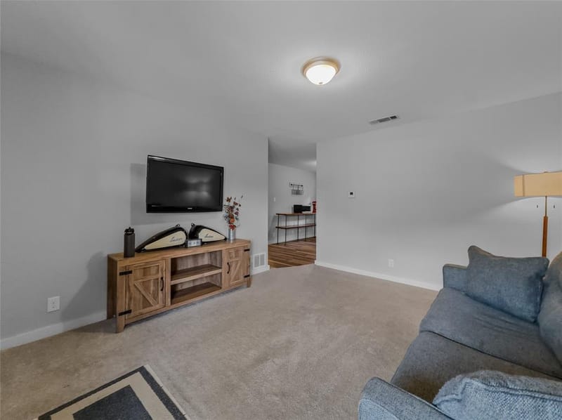 703 Whitener Road, Euless TX 76040 - Photo 5
