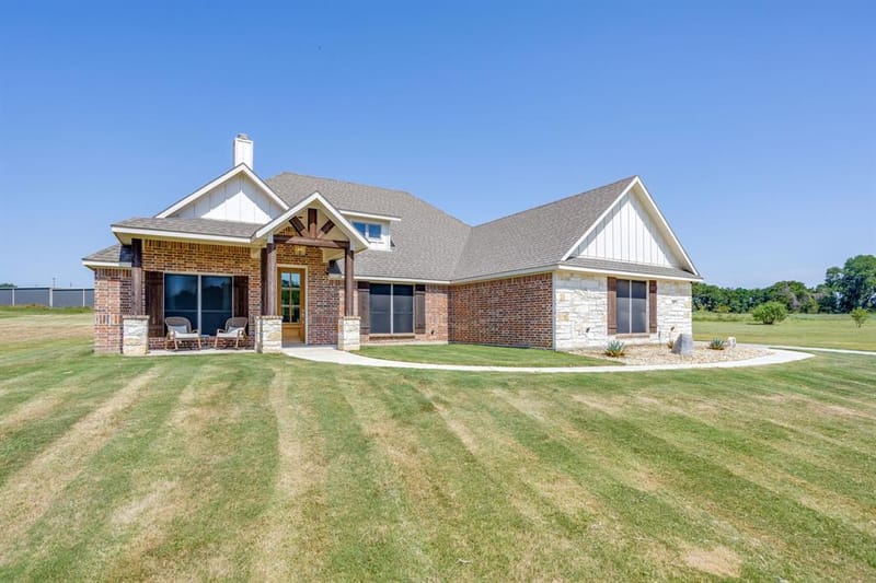 4017 Crick Court, Weatherford TX 76087