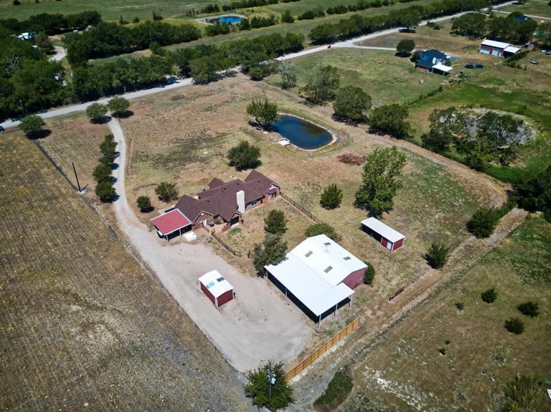 627 County Road 4445, Trenton TX 75490 - Photo 35